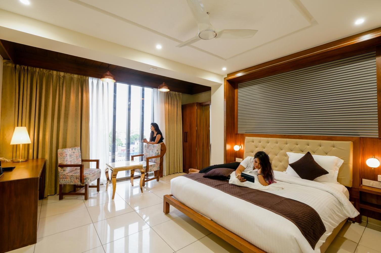 The Shivalik Hotel Bhubaneswar Exterior photo